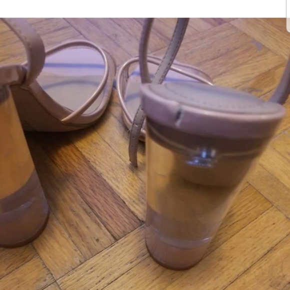 Aldo Nude Heels - Picture 3 of 4